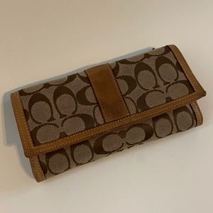 Coach wallet